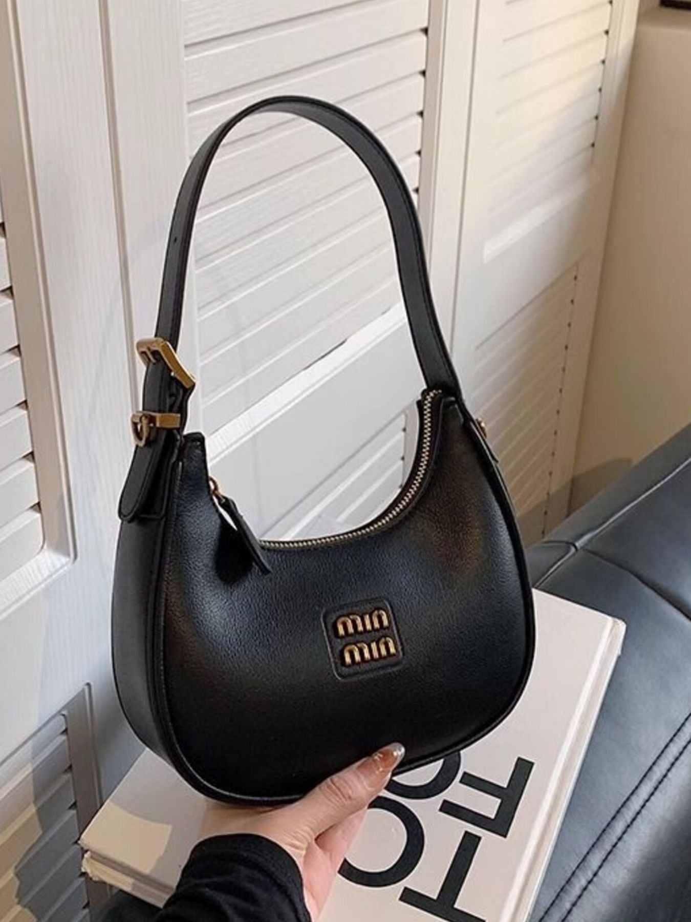 a9dc2222-4103-41c8-9afa-c0cec95f6ef1-Max