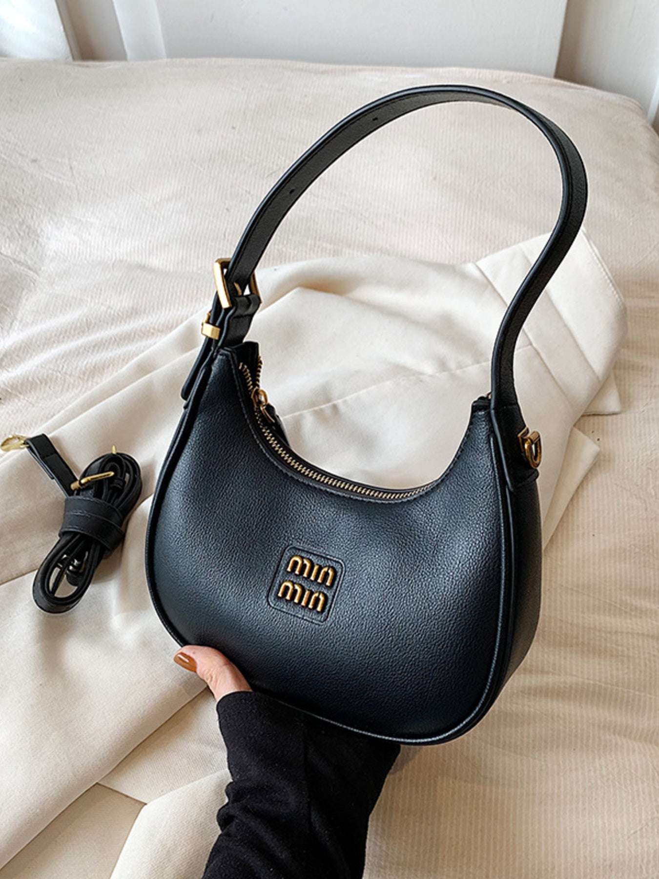 e785d5465e5d4a9ca299da1dd38ce3fd-Max